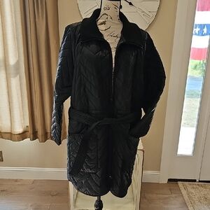 Athleta Black Quilted Puffer Coat With Belt